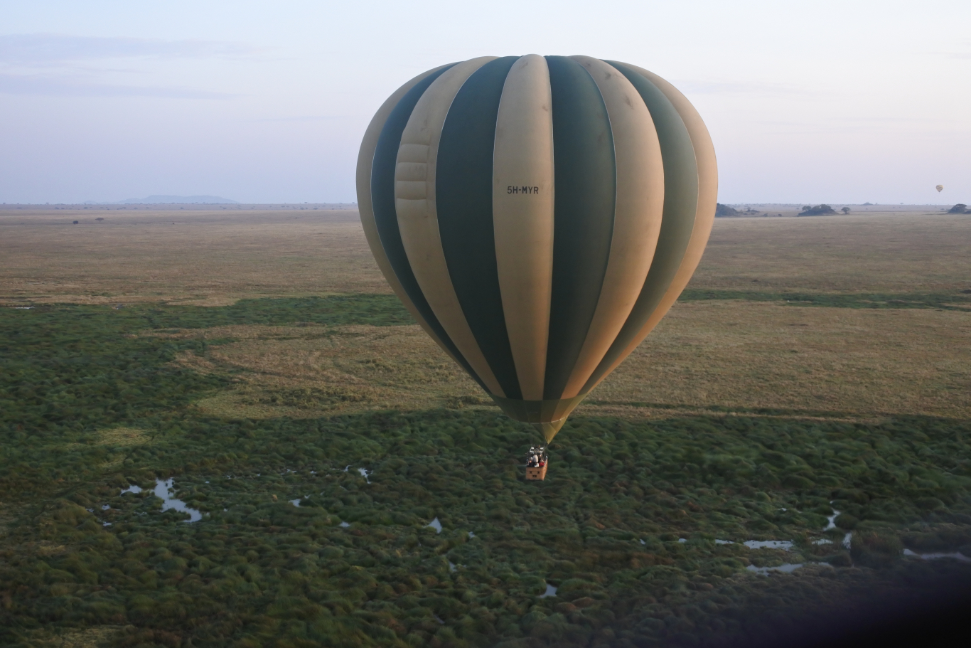 6 Days Serengeti Balloon Safari-Ngorongoro-Tarangire